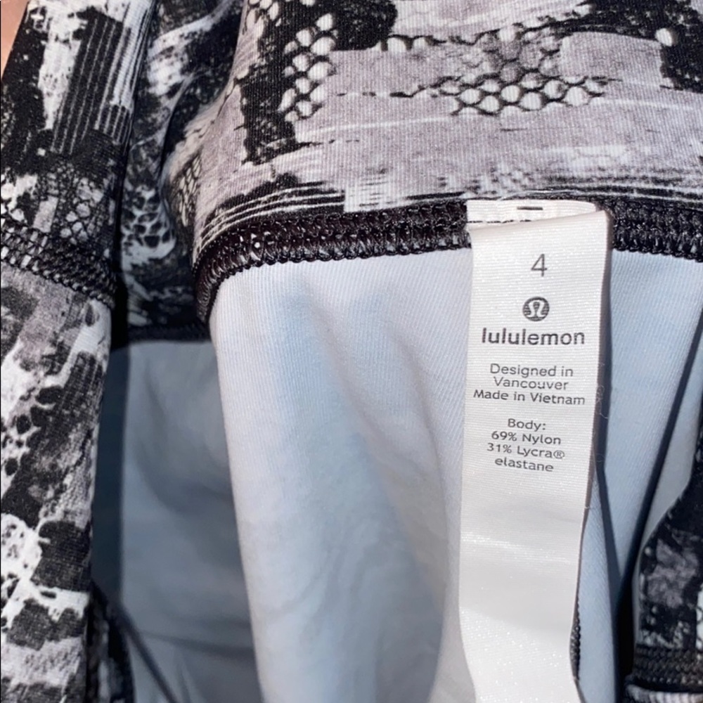 Lululemon leggings - Picture 4 of 4